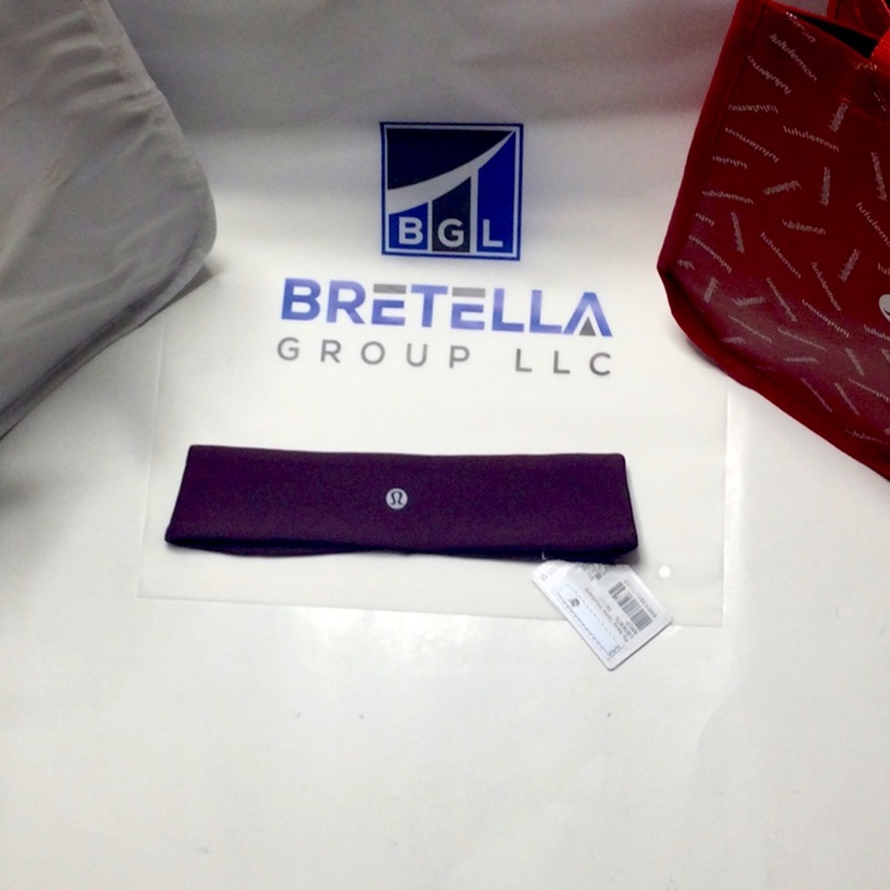 Lululemon Fly Away Tamer Headband One Size